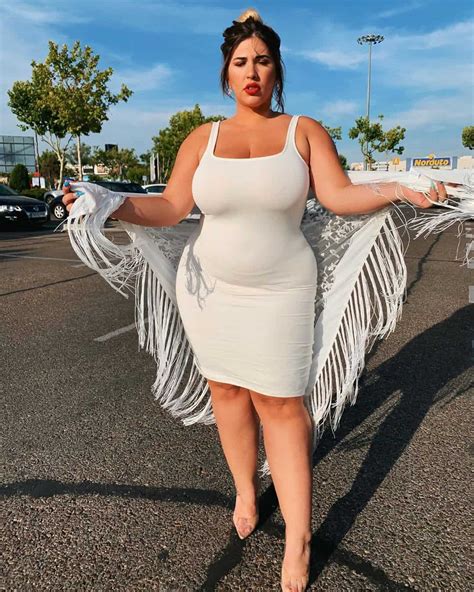 Natalia Lozano: Bio, Wiki, Age, Height, Weight, Instagram, Photo 