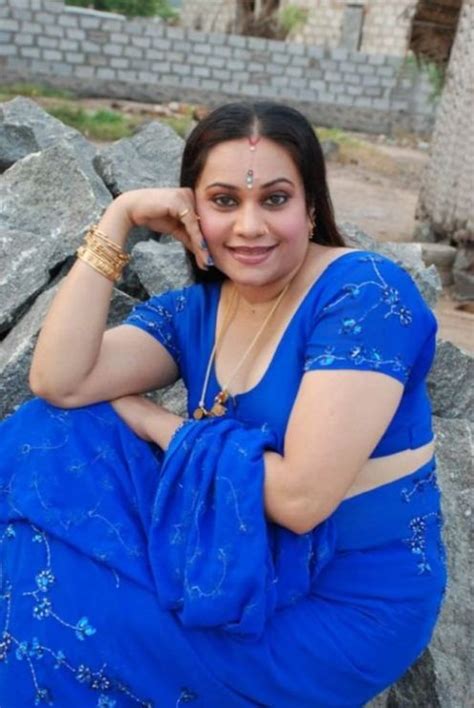 Miguel Acompanhante Hot Indian Aunties Sexy Stills Cleavage Novel Show And Sex Stills