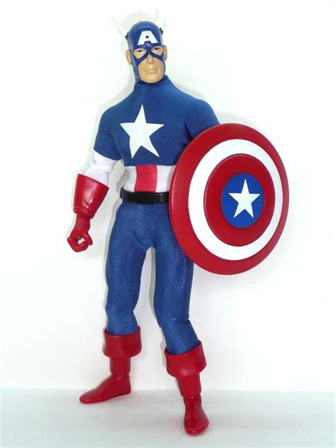 toyhaven: Captain America by Hasbro
