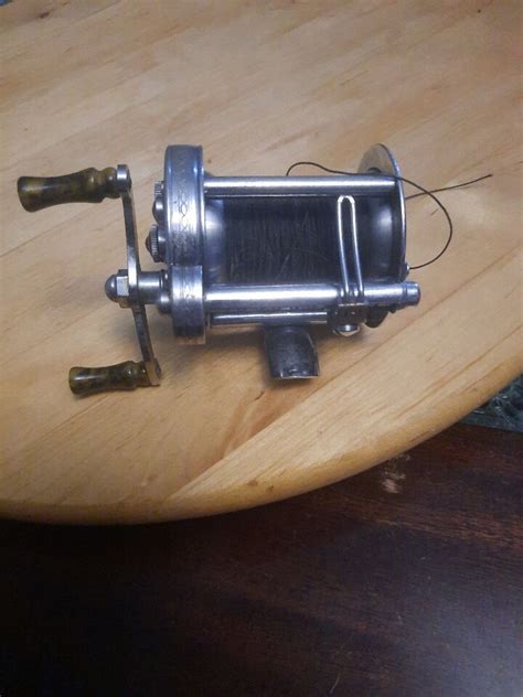 Early Vintage PFLUEGER SUMMIT FISHING REEL Silver Engraved Jeweled 1993