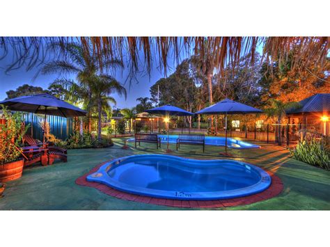 Mandurah Caravan & Tourist Park - Caravan Parks - 522 Pinjarra Rd ...