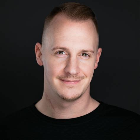 5 Gründe für einen neuen Headshot Dominik Seyfarth Headshots