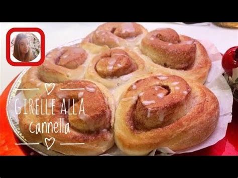 COLAZIONE NATALIZIAGIRELLE ALLA CANNELLA DELIZIOSE