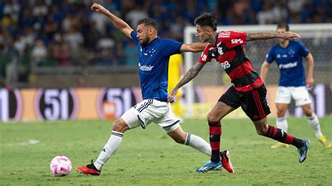 Com Duas Falhas Da Zaga Cruzeiro Perde Para Flamengo