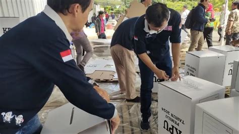 KPU Bandar Lampung Layani Pemilih Di Rumah Sakit Dengan Kotak Suara