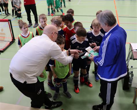 Hallenturniere F R Bambini F Und E Jugend Mannschaften