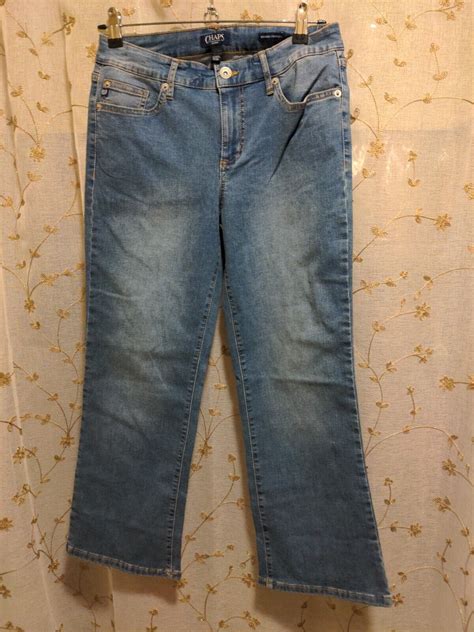 Chaps Womens Size 829 Mid Rise Light Stretch Denim Mid Rise Crop Kick