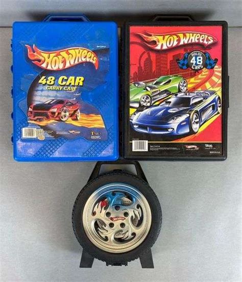 Group Of Hotwheels Carrying Cases With Cars Matthew Bullock Auctioneers