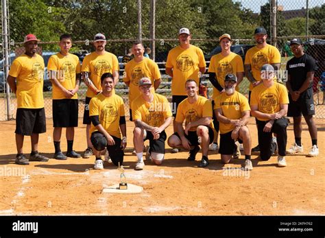 Joint Base Langely Eustis Va Us Air Force Airmen Take A Team Photo