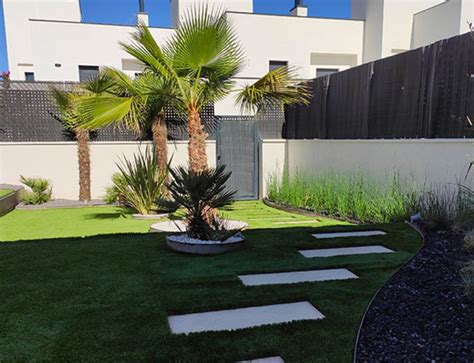 Diseño De Jardín En Vivienda Adosada En Las Cárcavas De Madrid Gardenia Madrid Jardinería Y