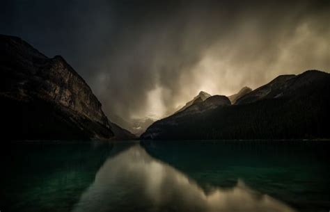 Wallpaper 2000x1334 Px Canada Clouds Lake Lake Louise Landscape