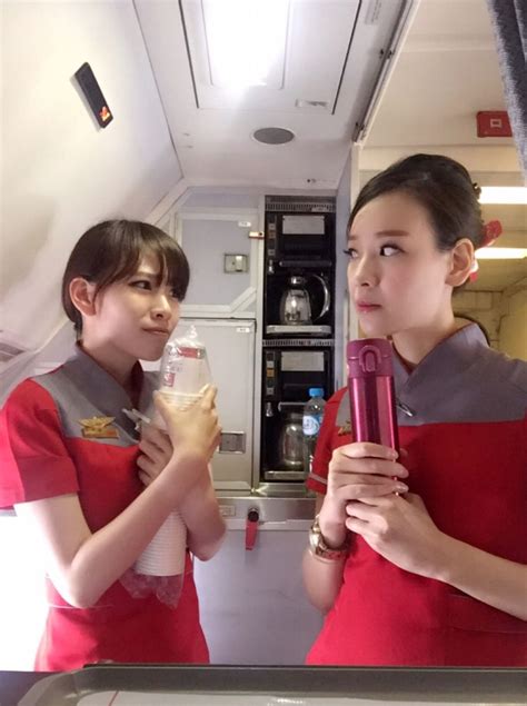 Taiwan Far Eastern Air Transport cabin crew old uniform ファーイースタン航空