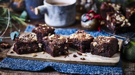 Chocolate hazelnut spread brownies recipe - BBC Food