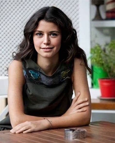 𝑩𝒆𝒓𝒆𝒏 𝒔𝒂𝒂𝒕 𝒇𝒂𝒏𝒔 sur Instagram berenn saat berensaat