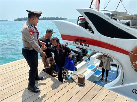 Pelayanan Humanis Untuk Para Wisatawan Sat Pam Obvit Polres Kepulauan