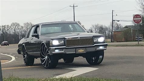 Box Chevy On 26s Youtube