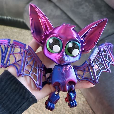 Free Stl File Articulated Halloween Bat Flexi With Web Wings・3d Print Design To Download・cults