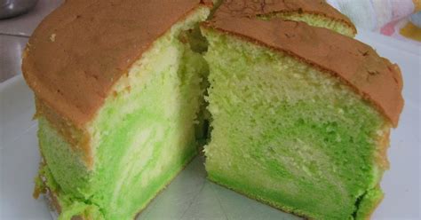 Kari Leafs Malaysian Flavours Pandan Marble Cake