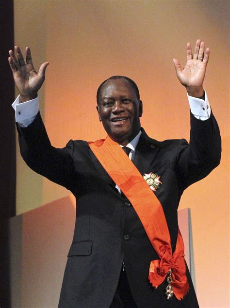 Alassane Ouattara Jura Su Cargo Como Presidente Rtvees