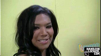 Negro puta masturbación con la mano XVIDEOS