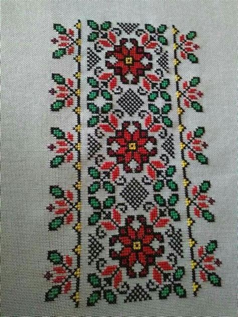 Pin By On Cross Stitch Art Cross Stitch Flowers