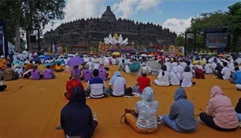 Sejarah Hari Raya Waisak Peringatan Peristiwa Penting Dalam Agama Buddha