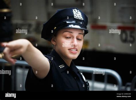 New York Usa Sep 21 2017 Police Officers Performing His Duties On The Streets Of Manhattan