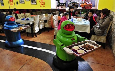 Robot Restaurant in Harbin, China | Amusing Planet