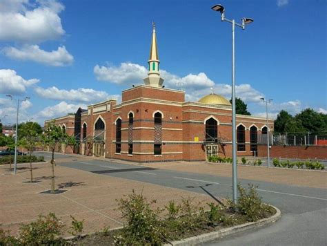 Ashton Central Mosque The Mosque