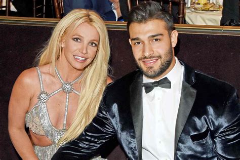 Britney Spears Husband Sam Asghari Changes Stance Amid First Christmas