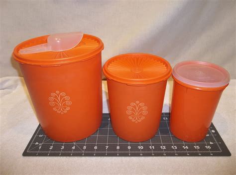 Tupperware Servalier Canister Set Of With Scoop Canister Sets Jars