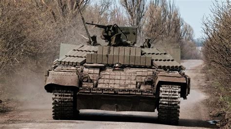 The Ukrainians Popped The Turret Off A T 64 Tank And Produced A Super