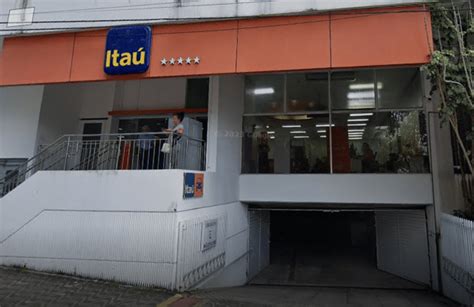 Falta De Pessoal E AcÚmulo De FunÇÃo No ItaÚ Sindicato Dos Bancários