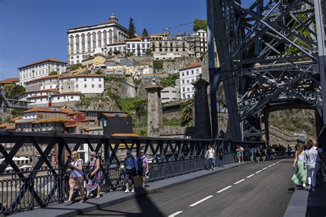 Ponte De Lu S I Volta A Receber Carros A Partir De Domingo Mas S Noite