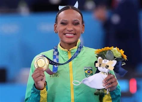 Rebeca Andrade conquista ouro e faz história para o Brasil DescubraOnline