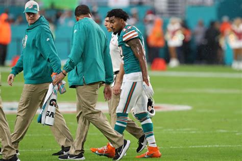 Dolphins Monitoring High Ankle For Jaylen Waddle Not Shin Raheem