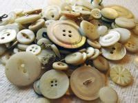 Antique Buttons Ideas Antique Buttons Buttons Button Crafts