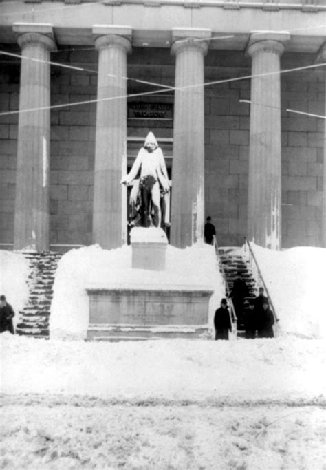 So much snow! NYC overwhelmed during the Great Blizzard of 1888 - Click ...