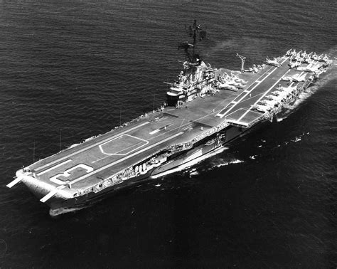 Uss Bon Homme Richard Cv Cva Was One Of Essex Class Aircraft