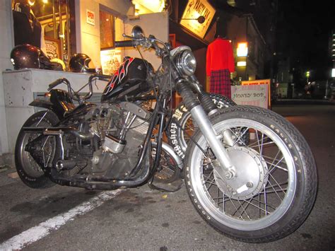 Deluxie ：：゜・cold Weather Motorcycle Riding Three