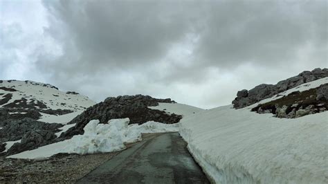 Driving In The Winter Roads With Snow Precautions While Driving