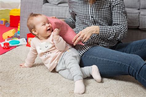 9 miesiąc życia dziecka Co potrafi 9 miesięczne dziecko Bobowozki