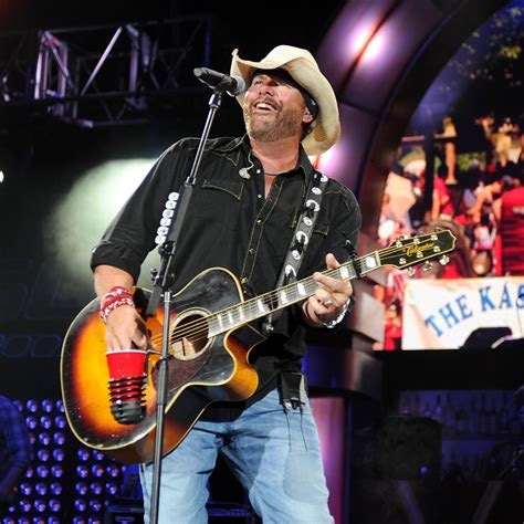 Toby Keith Triumphs Over Stomach Cancer As Tumor Shrinks Unveiling