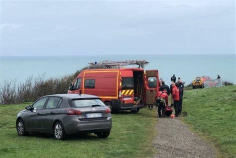 Des Restes Humains Retrouv S Proximit De La Pointe Du Roselier Dans