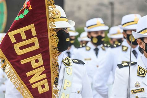 Ceremonia De Graduaci N De Los Cadetes De La Escuela De Oficiales De La