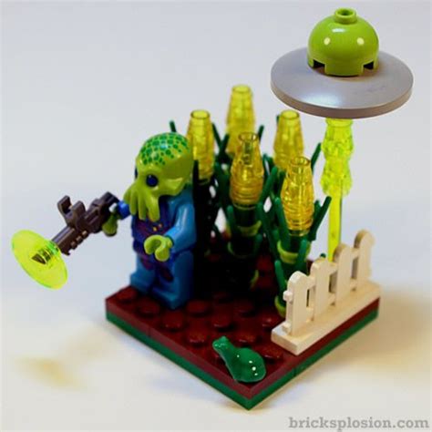 Lego Minifigure Series 13 Vignette Habitat For The Alien Trooper Sg