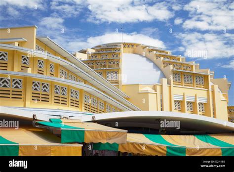 Art Deco architecture of Central Market, Phnom Penh, Cambodia ...