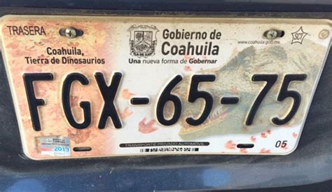 Nuevas placas de Coahuila conservarán temática de dinosaurios