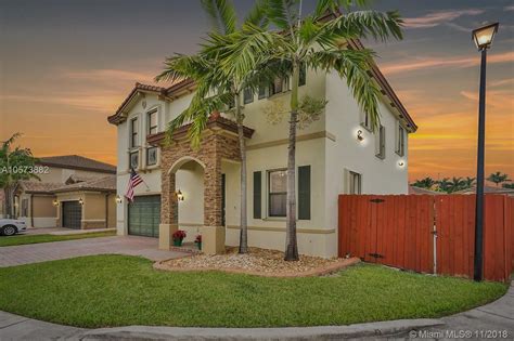 10375 Sw 225 Ter Miami Fl 33190 Mls A10573882 Redfin