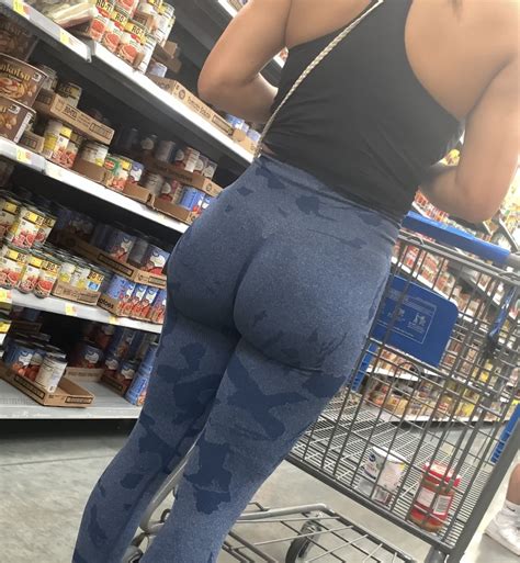 Slim Thicc Latina Walking Around In Walmart Spandex Leggings